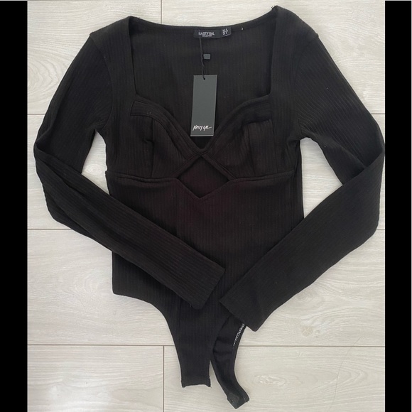 Cut It Out V-Neck High-Leg Bodysuit - Picture 8 of 8